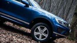 Volkswagen Touareg II Facelifting TDI - galeria redakcyjna - bok - inne ujęcie