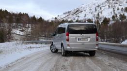 Mercedes Viano Van Facelifting 2.2 CDI 165KM - galeria redakcyjna - widok z tyłu
