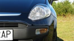 Fiat Punto Punto Evo  KM - galeria redakcyjna - lewy przedni reflektor - wyłączony