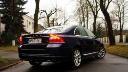 Volvo S80 II Sedan 2.4 D5 215KM - galeria redakcyjna - widok z tyłu