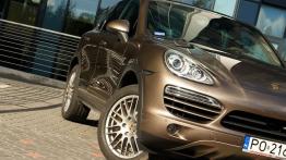 Porsche Cayenne III SUV 3.0 Diesel 245KM - galeria redakcyjna - przód - inne ujęcie