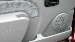 Dacia Logan 1.5 dCi Laureate - galeria redakcyjna - drzwi kierowcy od wewnątrz