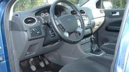 Ford Focus Kombi 2.0 TDCi - galeria redakcyjna - kierownica