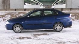 Seat Cordoba 1.4 16V (75 KM)  27.02.2006 - lewy bok