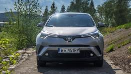 Toyota C-HR 1.2 Turbo 116 KM - galeria redakcyjna - widok z przodu