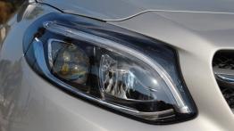 Mercedes B 250 4MATIC Facelifting - galeria redakcyjna - prawy przedni reflektor - wyłączony