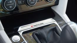 Volkswagen Passat B8 w Sardynii - galeria redakcyjna - konsola środkowa