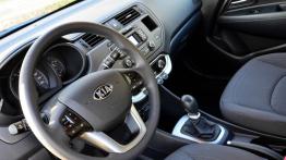Kia Rio III Sedan 1.4 CVVT 109KM - galeria redakcyjna - pełny panel przedni