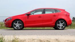Volvo V40 1.6 T3 150KM - galeria redakcyjna - lewy bok