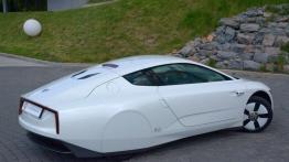 Volkswagen XL1 0.8 TDI Hybrid 69KM - galeria redakcyjna - prawy bok