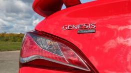 Hyundai Genesis Coupe Facelifting 3.8 V6 347KM - galeria redakcyjna - emblemat