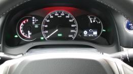 Lexus CT 200h 136KM - galeria redakcyjna - zestaw wskaźników