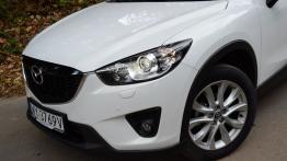 Mazda CX-5 SUV 2.2 SKYACTIV-D  175KM - galeria redakcyjna - lewy przedni reflektor - włączony