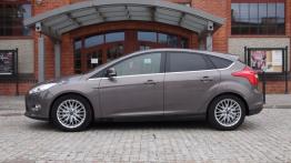 Ford Focus III Hatchback 5d 1.0 EcoBoost 125KM - galeria redakcyjna - lewy bok