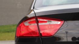 Seat Toledo IV 1.4 TSI 122KM - galeria redakcyjna - lewy tylny reflektor - włączony