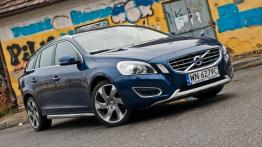 Volvo V60 Kombi 2.0 D3 163KM - galeria redakcyjna - widok z przodu