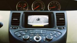 Nissan Primera Wagon 2.0 Acenta - konsola środkowa