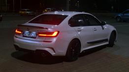 BMW Seria 3 2.0 320d 190 KM - galeria redakcyjna - widok z tyłu