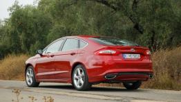 Ford Mondeo V - galeria redakcyjna - widok z tyłu