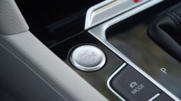 Volkswagen Passat B8 w Sardynii - galeria redakcyjna - przycisk do uruchamiania silnika