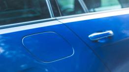 Volkswagen Golf R Variant - galeria redakcyjna - wlew paliwa