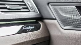 Skoda Superb L&K 2.0 TDI 150 KM - galeria redakcyjna - inny element panelu przedniego