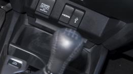 Honda Jazz III (2015) - galeria redakcyjna - dźwignia zmiany biegów