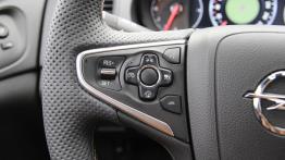 Opel Insignia 2.0 CDTI 170KM - galeria redakcyjna - sterowanie w kierownicy