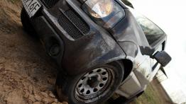 Suzuki Jimny Standard 1.3 VVT 85KM - galeria redakcyjna - przód - inne ujęcie