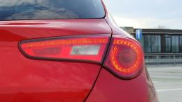 Alfa Romeo Giulietta Nuova II Hatchback 5d 1750 TBi 16v 235KM - galeria redakcyjna - prawy tylny ref