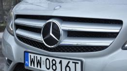Mercedes Klasa B W246 Sports Tourer 180 BlueEFFICIENCY 122KM - galeria redakcyjna - grill