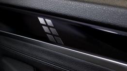 BMW seria 5 Touring Alpina - drzwi pasażera od wewnątrz