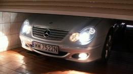 Mercedes Klasa C180K SportCoupé - galeria redakcyjna - widok z przodu