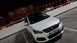 Peugeot 308 1.2 PureTech 130 KM - galeria redakcyjna - widok z góry