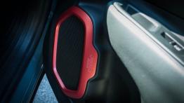 Jeep Renegade Trailhawk MultiJet - galeria redakcyjna - głośnik w drzwiach przednich