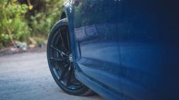 Volkswagen Golf R Variant - galeria redakcyjna - bok - inne ujęcie