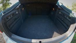 Skoda Superb Limousine vs Combi - galeria redakcyjna - bagażnik