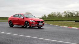 Volvo S60 II Facelifting 2.0 T6 Drive-E 306 KM - galeria redakcyjna - widok z przodu