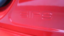 Volvo V40 1.6 T3 150KM - galeria redakcyjna - emblemat boczny