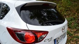 Mazda CX-5 SUV 2.2 SKYACTIV-D  175KM - galeria redakcyjna - szyba tylna