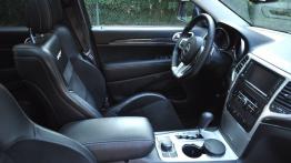 Jeep Grand Cherokee IV Terenowy 6.4 V8 468KM - galeria redakcyjna - kokpit