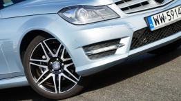 Mercedes Klasa C W204 Kombi T204 Facelifting 180 BlueEFFICIENCY 156KM - galeria redakcyjna - przód -
