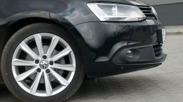 Volkswagen Jetta VI Sedan 2.0 TDI CR DPF 140KM - galeria redakcyjna - koło