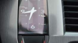 Citroen DS5 Hatchback 5d 2.0 HDi 163KM - galeria redakcyjna - przycisk do uruchamiania silnika