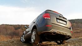 Chevrolet Captiva Facelifting 2.2D - galeria redakcyjna - widok z tyłu