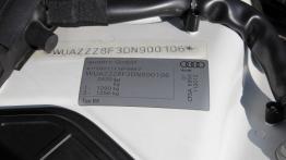 Audi A5 RS5 Facelifting 4.2 FSI 450KM - galeria redakcyjna - maska otwarta