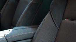 BMW Seria 5 F10-F11 Touring 520d 184KM - galeria redakcyjna - fotel kierowcy, widok z przodu