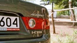 Honda Accord i-CTDi - prawy tylny reflektor - wyłączony