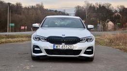 BMW Seria 3 2.0 320d 190 KM - galeria redakcyjna - widok z przodu