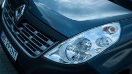 Renault Master Furgon L3H2 2.3 dCi - galeria redakcyjna - lewy przedni reflektor - wyłączony